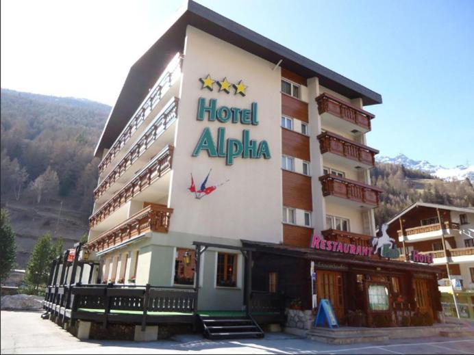 Hotel Alpha Saas-Grund Esterno foto