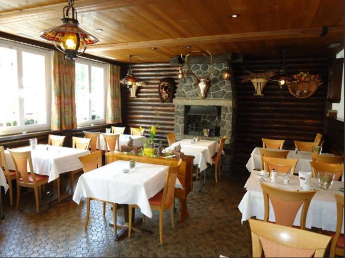 Hotel Alpha Saas-Grund Esterno foto