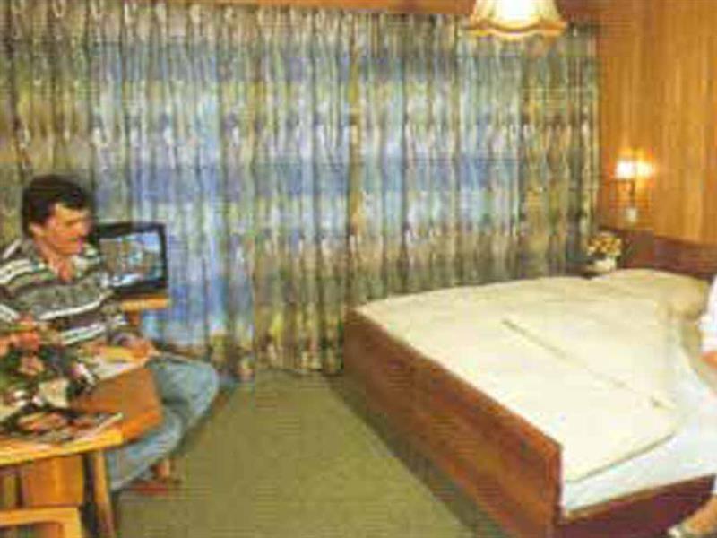 Hotel Alpha Saas-Grund Esterno foto